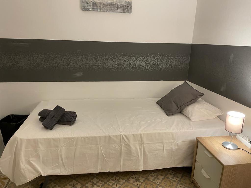 Des Artistes Hostel